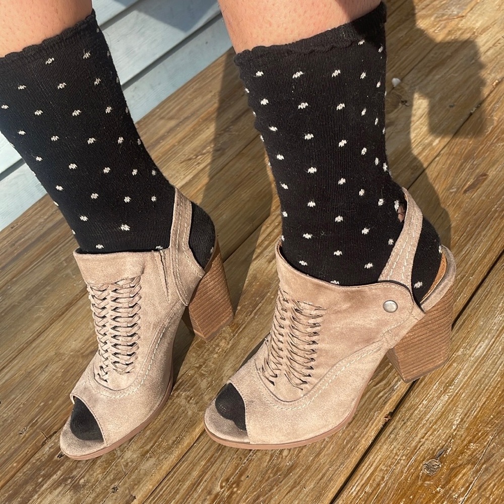 Not rated woven booties - Picture 2 of 6